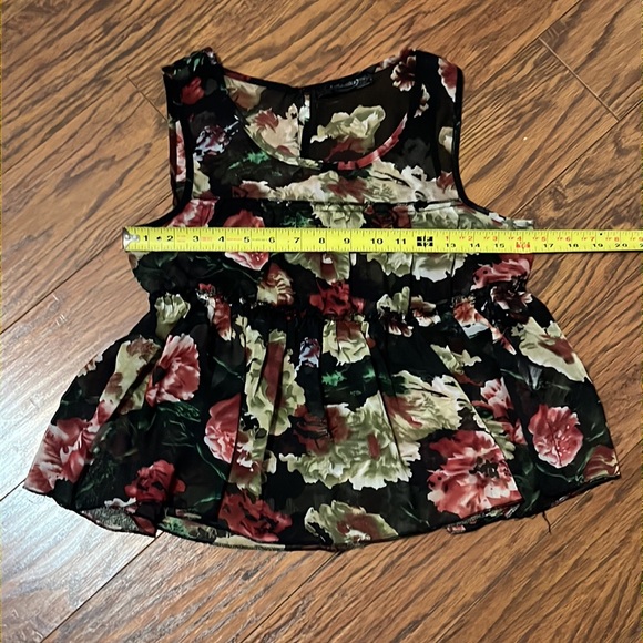 Mandee sheer top - Picture 7 of 9